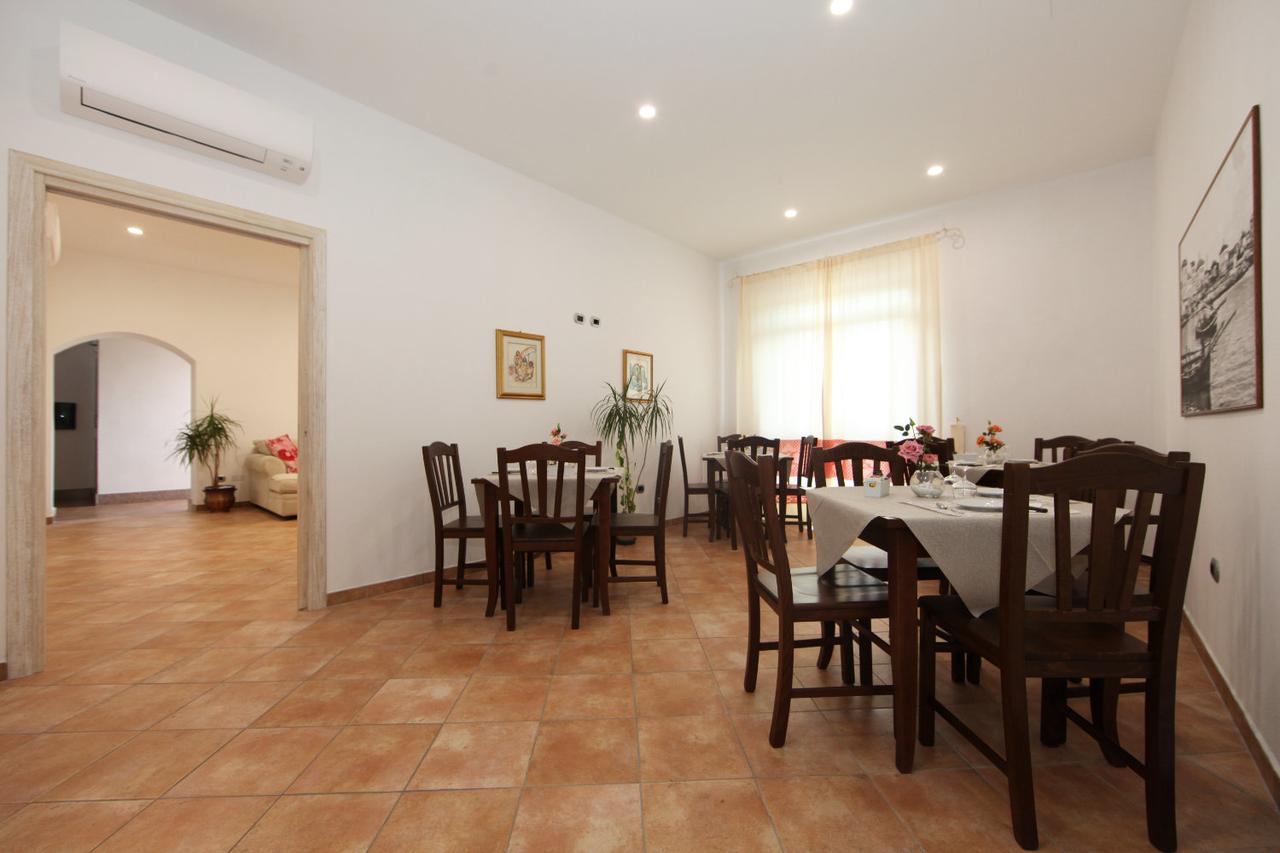 Guest House Villabianca La Maddalena  Exterior photo