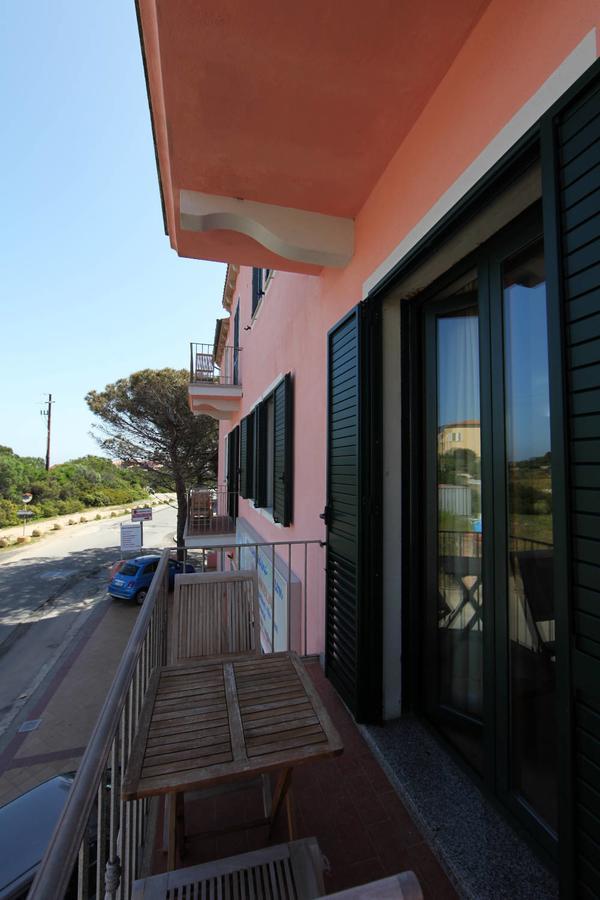 Guest House Villabianca La Maddalena  Exterior photo