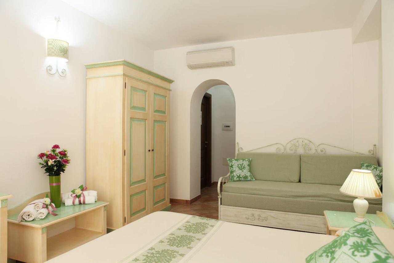 Guest House Villabianca La Maddalena  Exterior photo