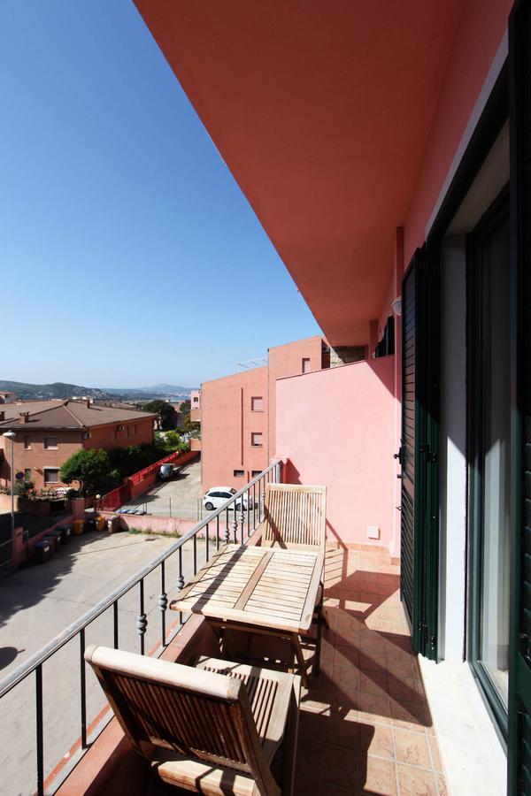 Guest House Villabianca La Maddalena  Exterior photo